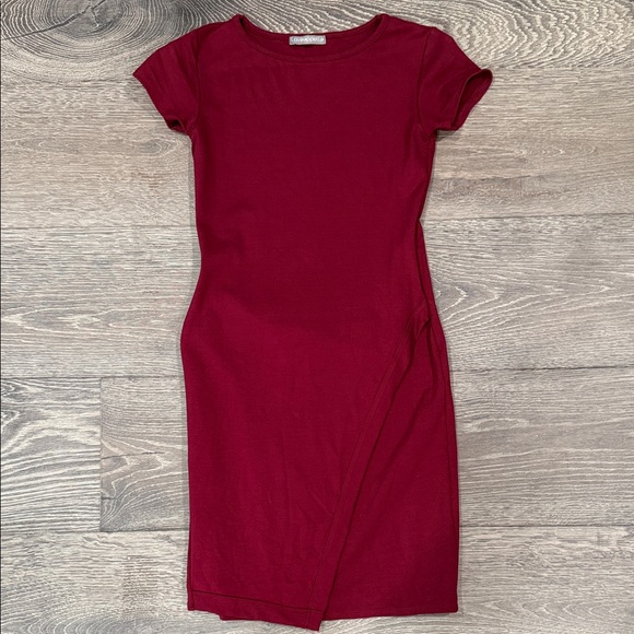 Loveappella Dresses & Skirts - Loveappella Rich Burgundy Midi Dress